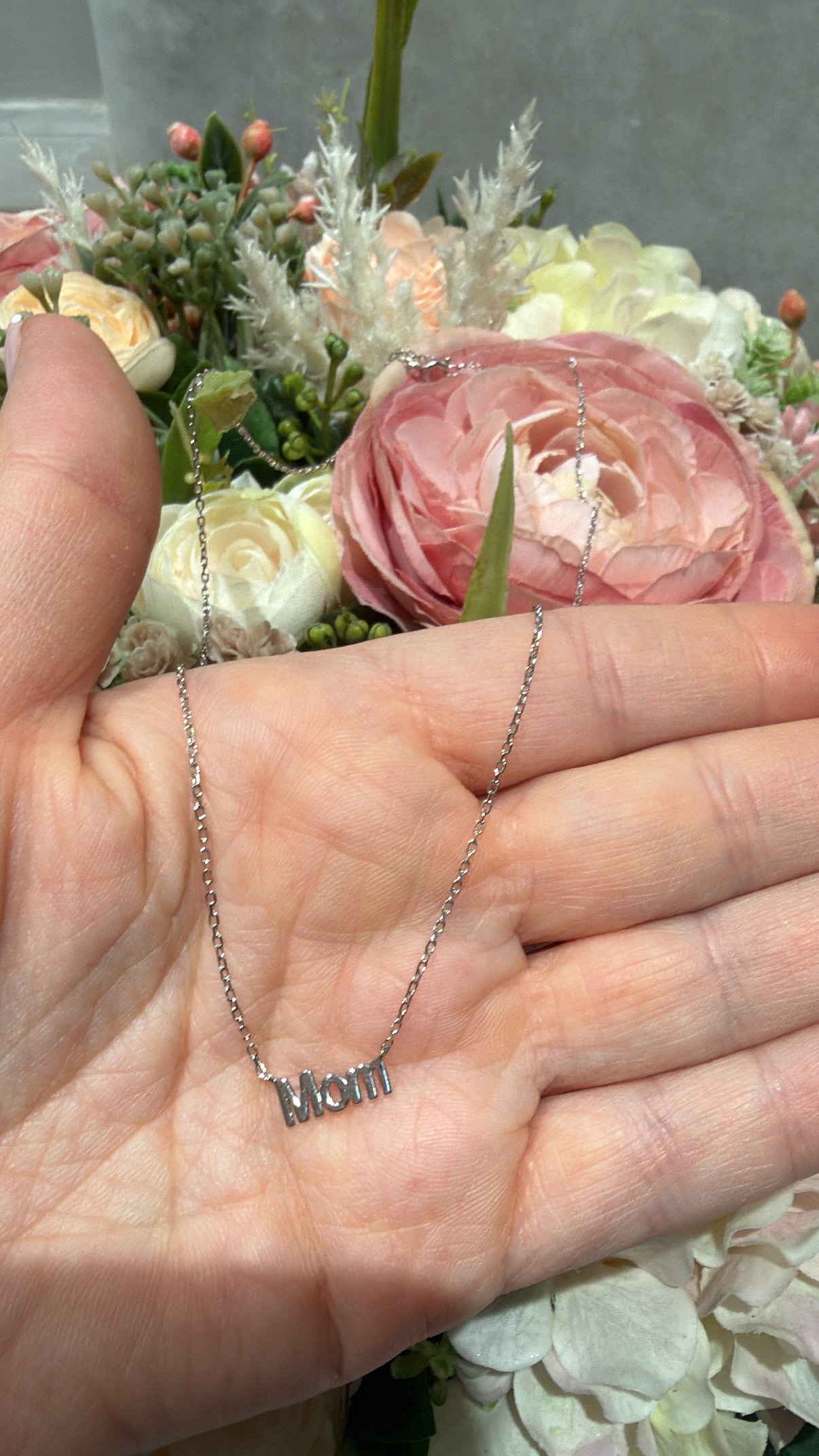 Le Mom Necklace - Sterling silver