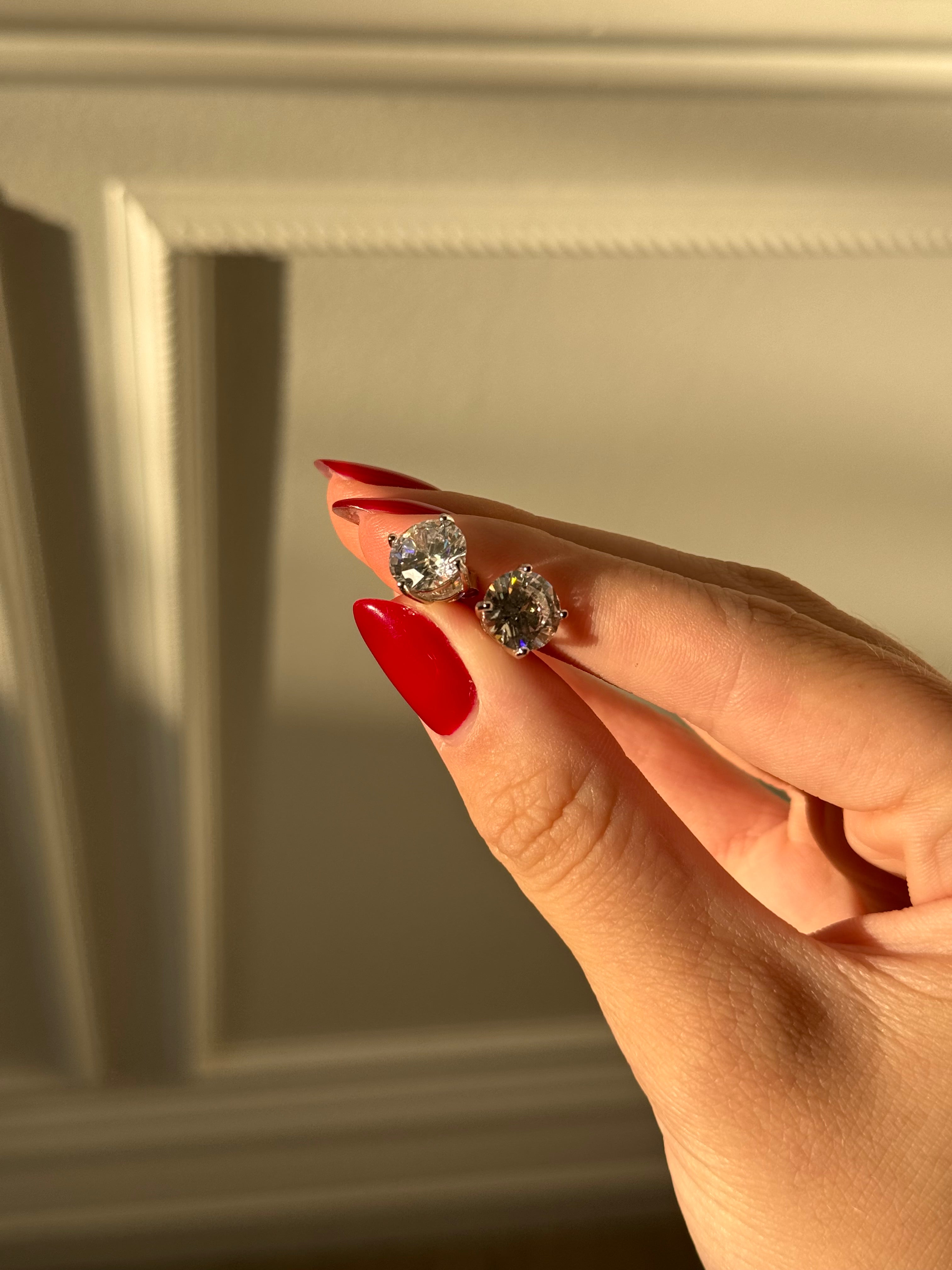 The Diamond Stud Earring