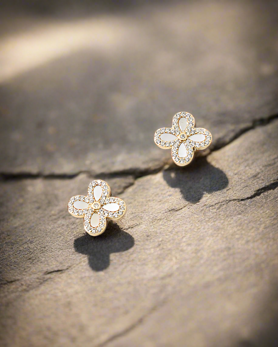 Elsa Stud