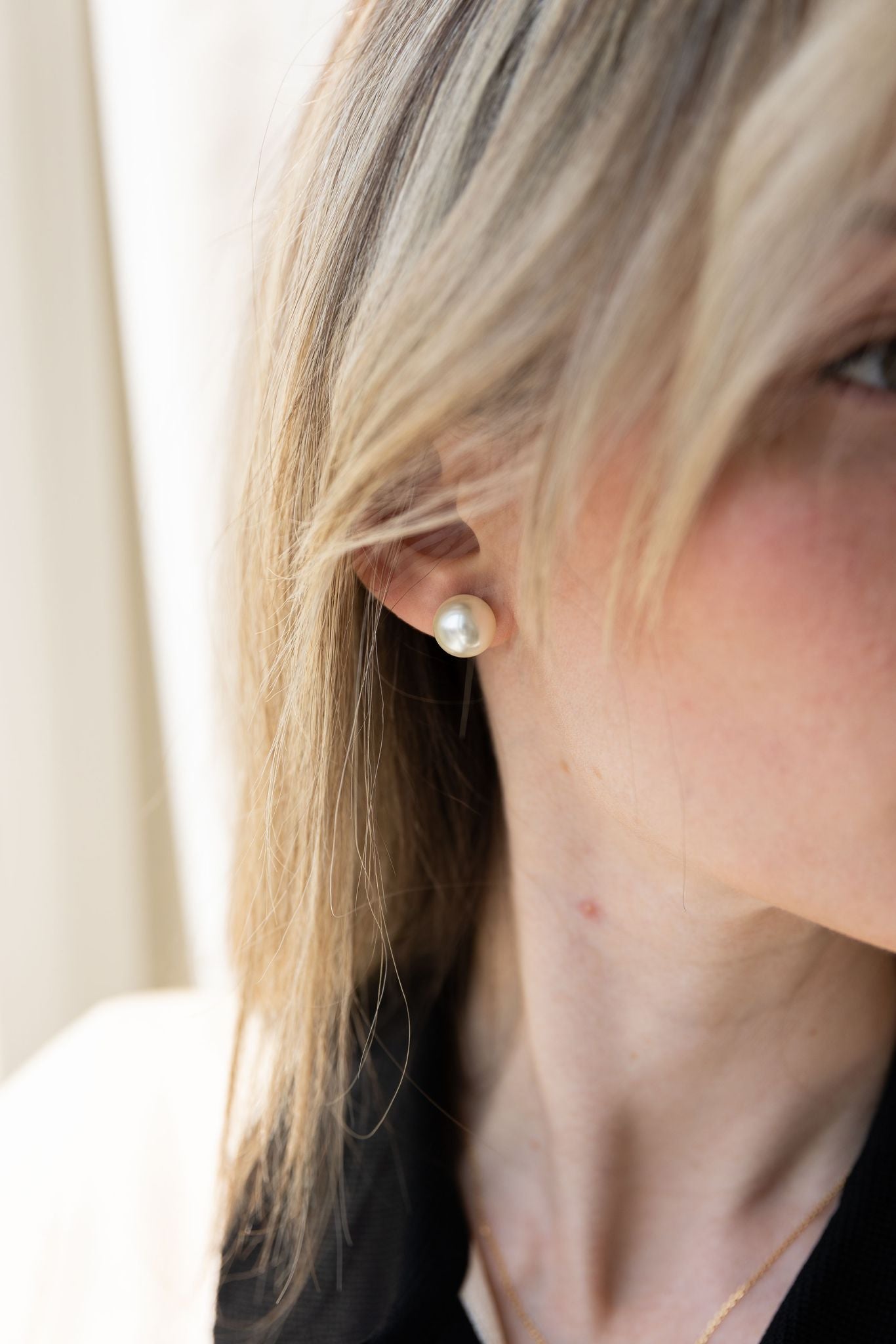 Elise Stud Earring
