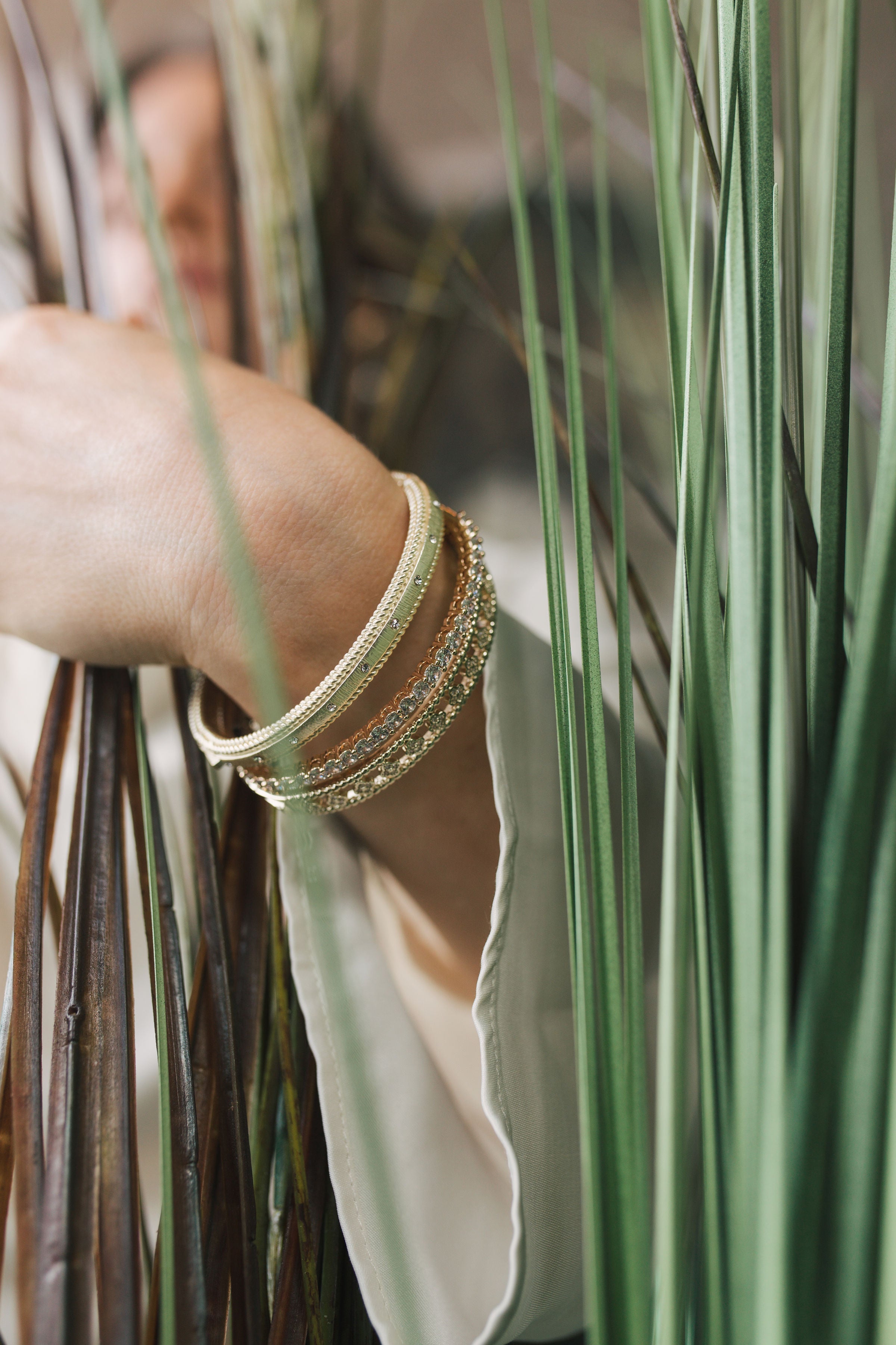 BITZ SATIN BRUSHED CZ N DOTTED BANGLE