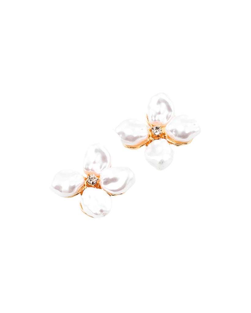 Elizabeth Flower Stud Earring – Bitz of Glitz Elizabeth Flower Stud Earring – Bitz of Glitz