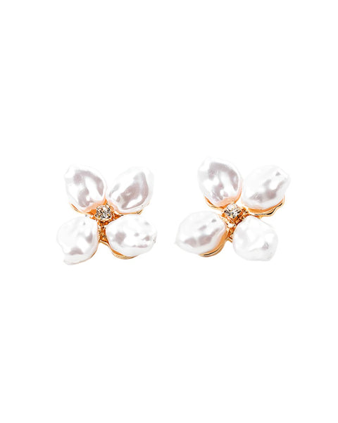 Elizabeth Flower Stud Earring