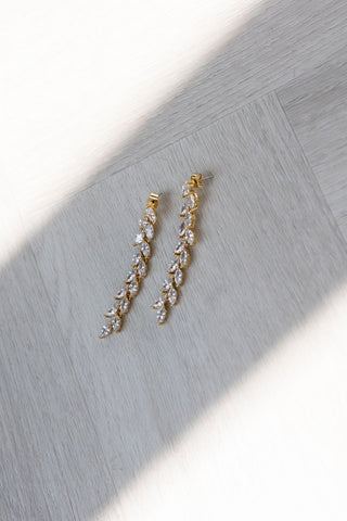 FALLING LEAVES GLAM DROP EARRING