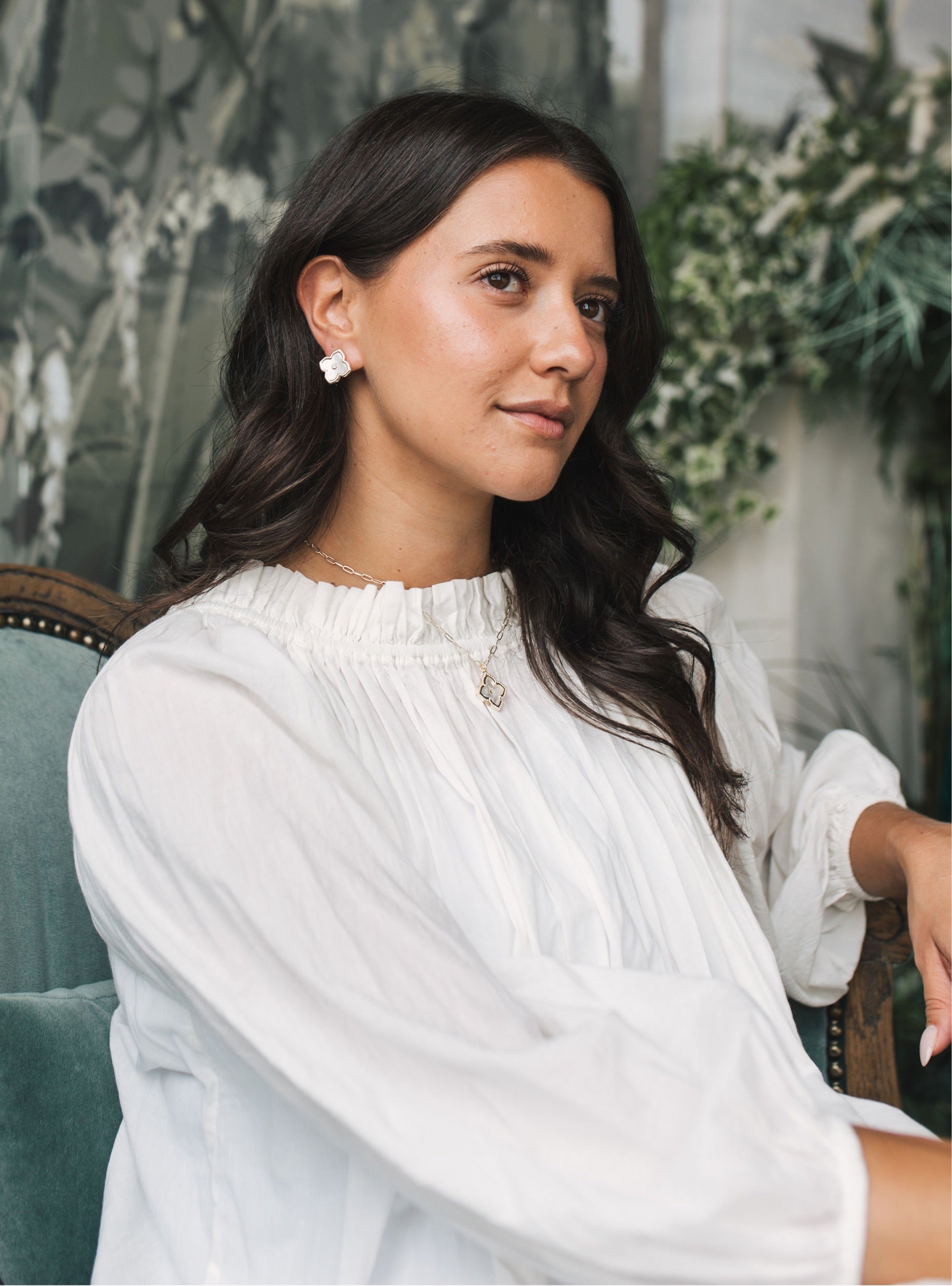 BITZ NEW MOTHER OF PEARL CLOVER STUD EARRING